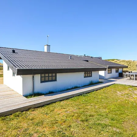 Holiday home 4 Bedroom Stunning In Thisted *